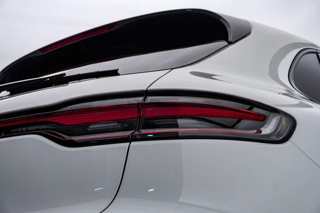 New 2026 Porsche Macan Turbo image 12