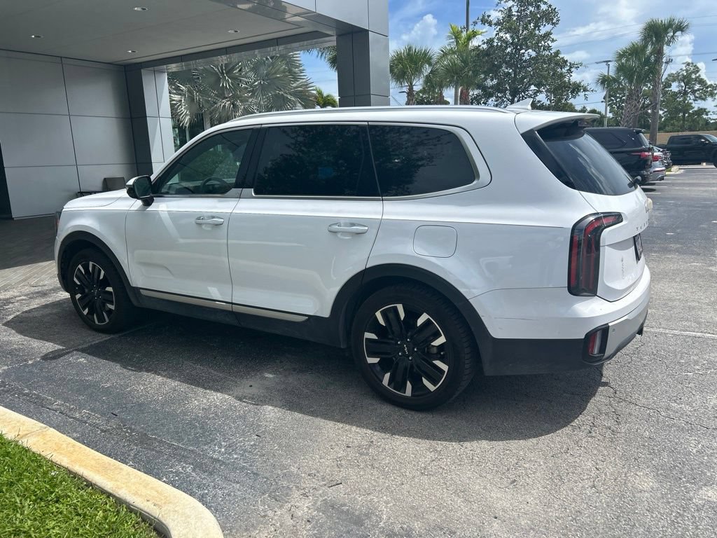 Certified 2024 Kia Telluride SX Prestige w/ Towing Package AWD/4WD image 4