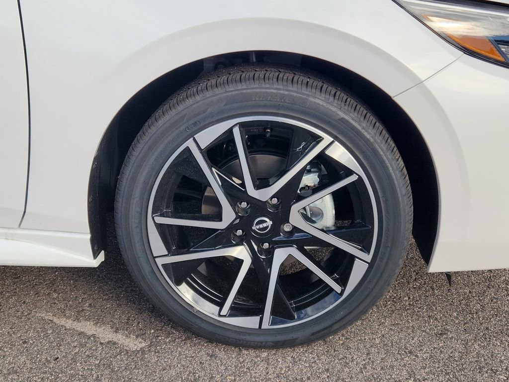 New 2025 Nissan Sentra SR w/ SR Premium Package image 15