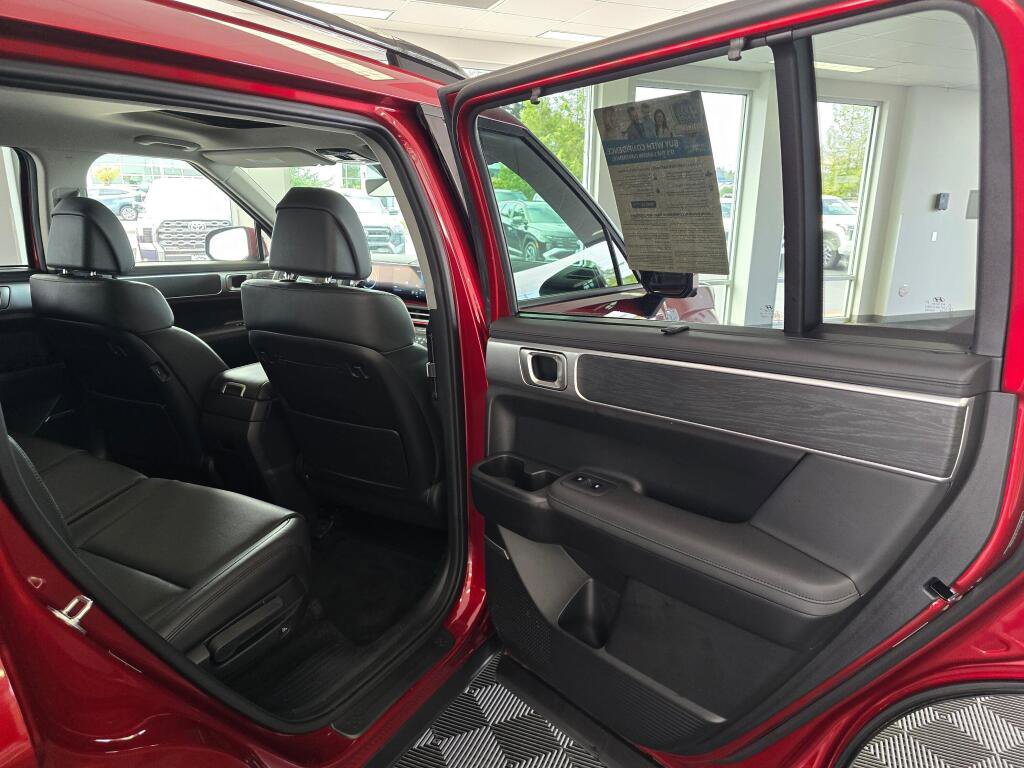 Used 2024 Hyundai Santa Fe Limited AWD/4WD image 37