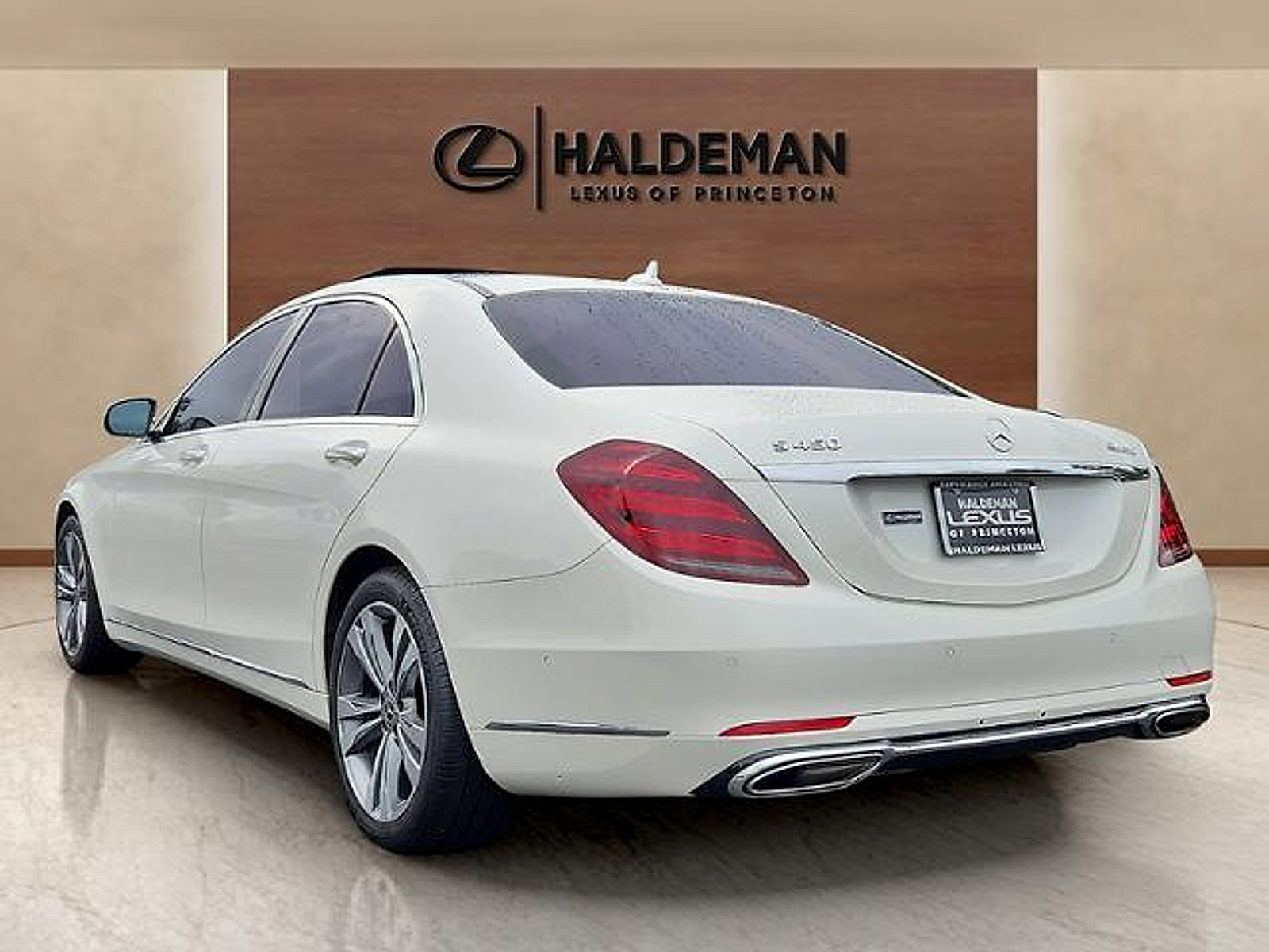 Used 2020 Mercedes-Benz S 450 4MATIC Sedan image 4