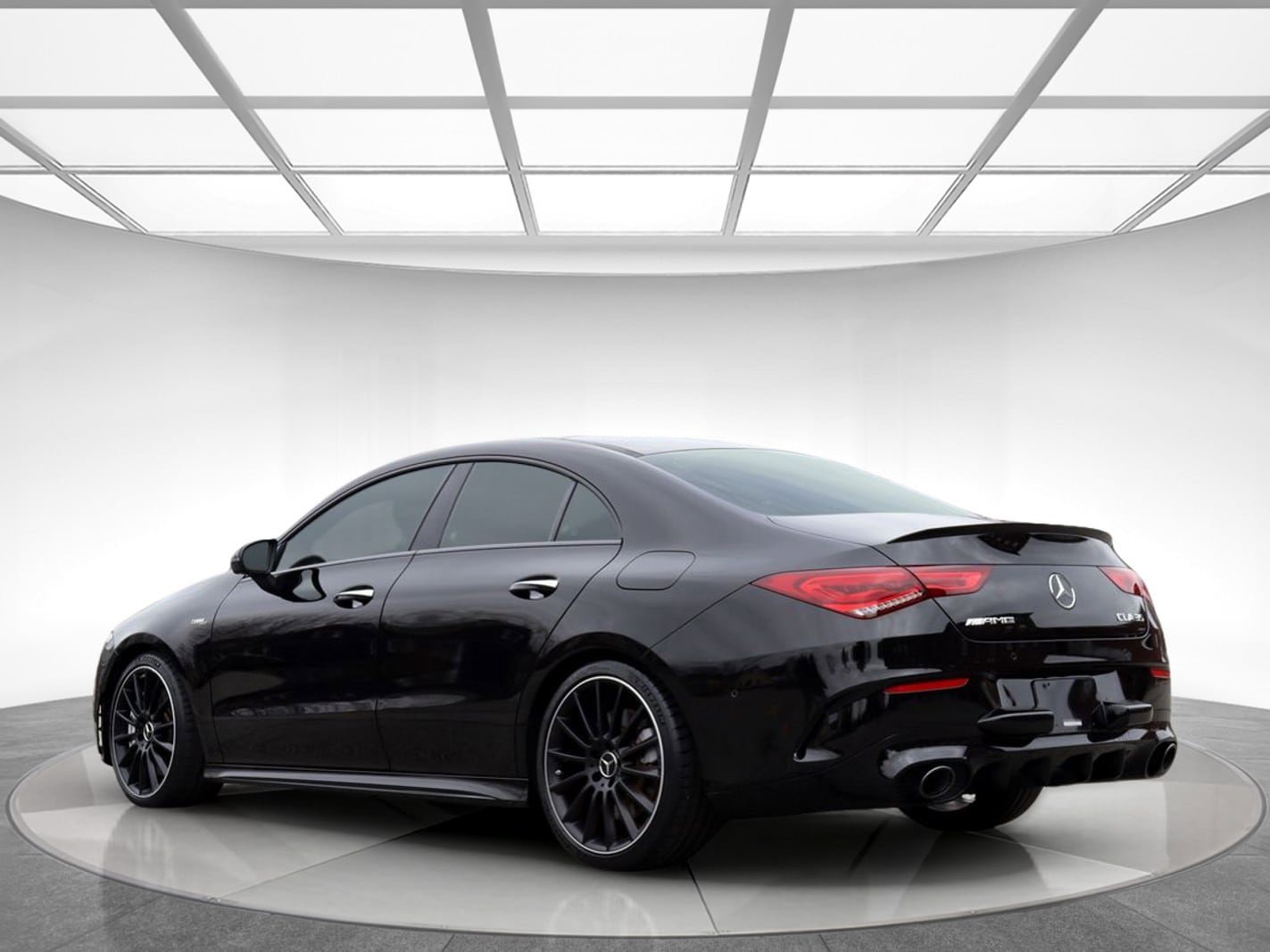 Used 2022 Mercedes-Benz CLA 35 AMG 4MATIC w/ AMG Performance Seat Package image 6