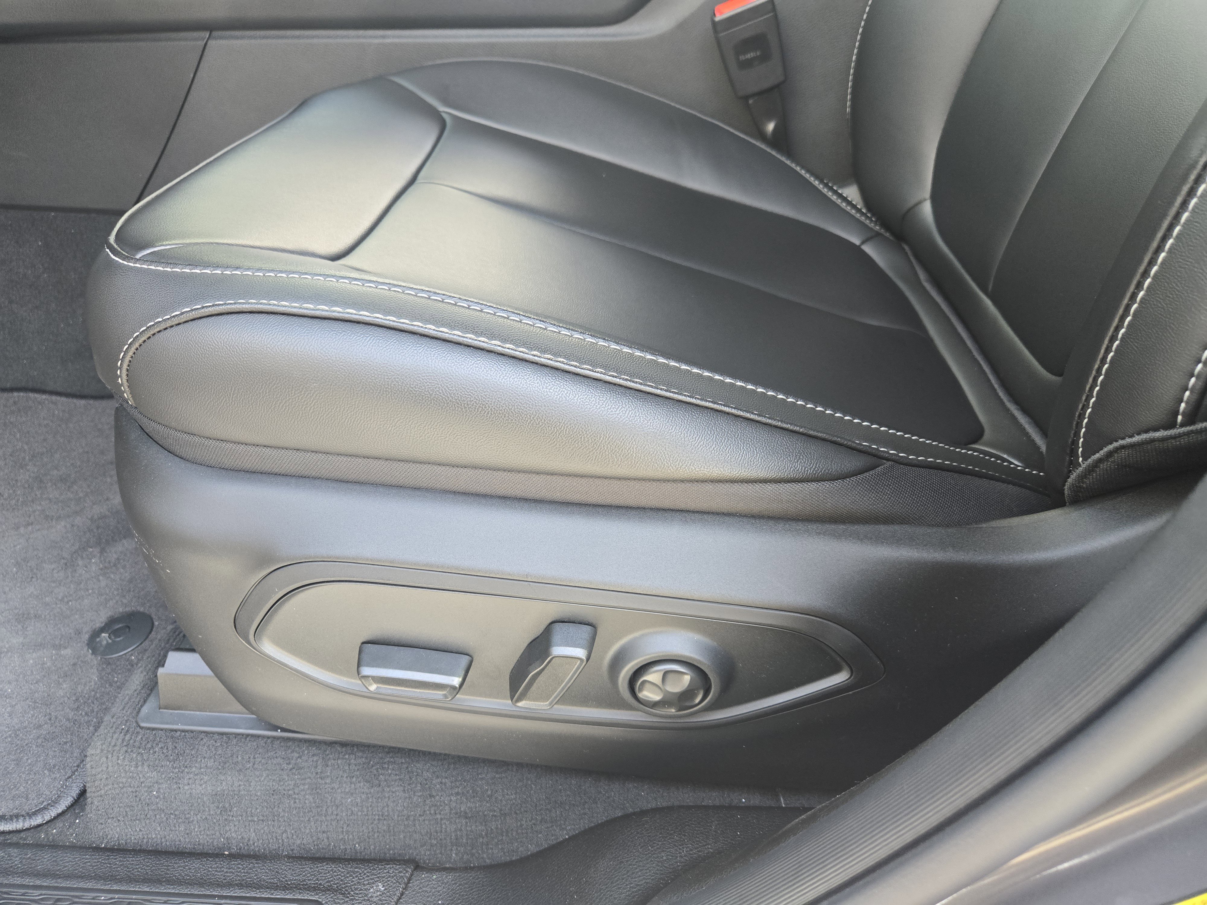 New 2026 Jeep Grand Cherokee Limited image 19