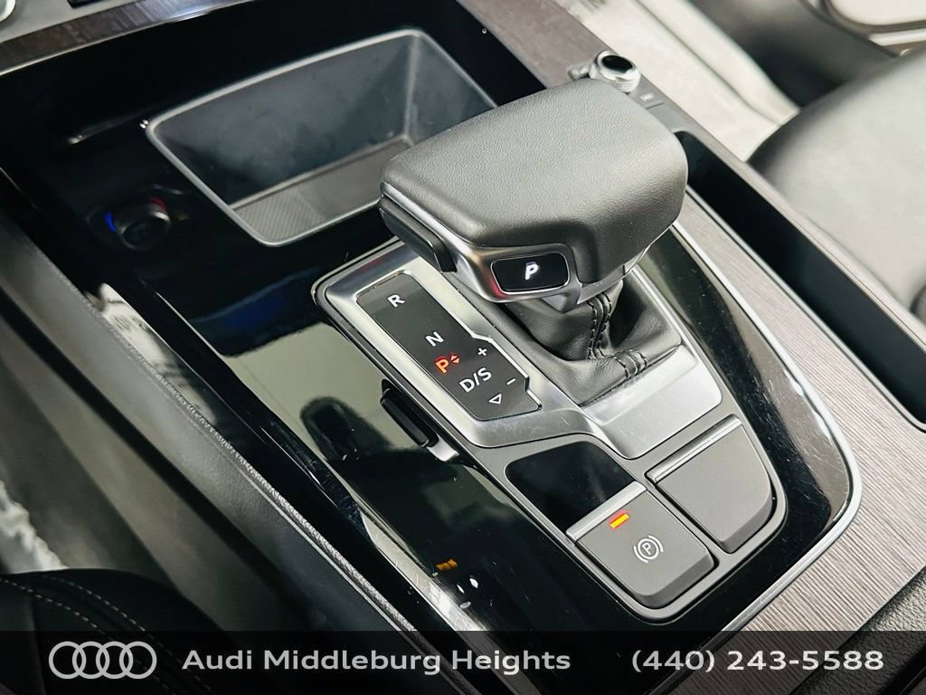 Certified 2023 Audi Q5 2.0T Premium w/ Convenience Package AWD/4WD image 16