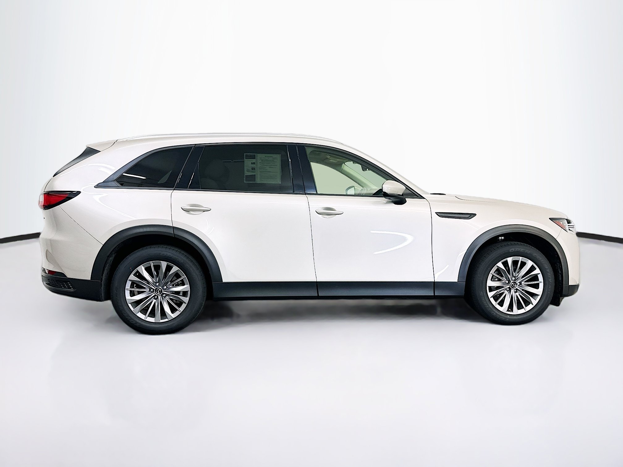 Used 2024 MAZDA CX-90 3.3 Turbo w/ Preferred Package AWD/4WD image 10