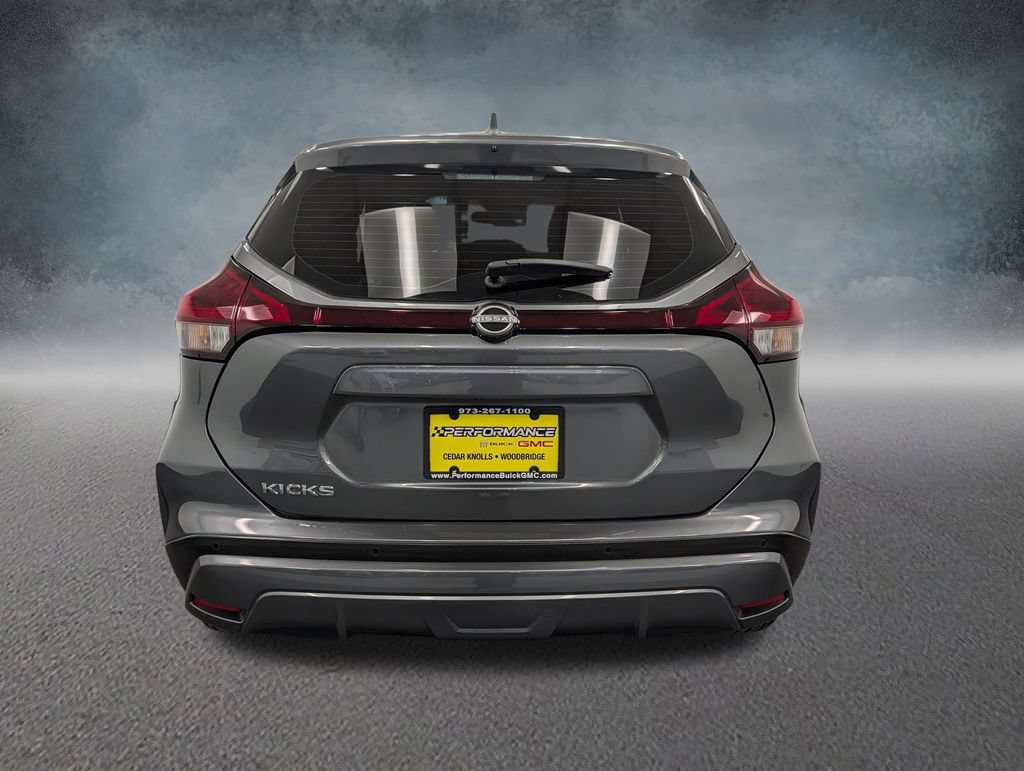 Used 2024 Nissan Kicks S FWD image 5