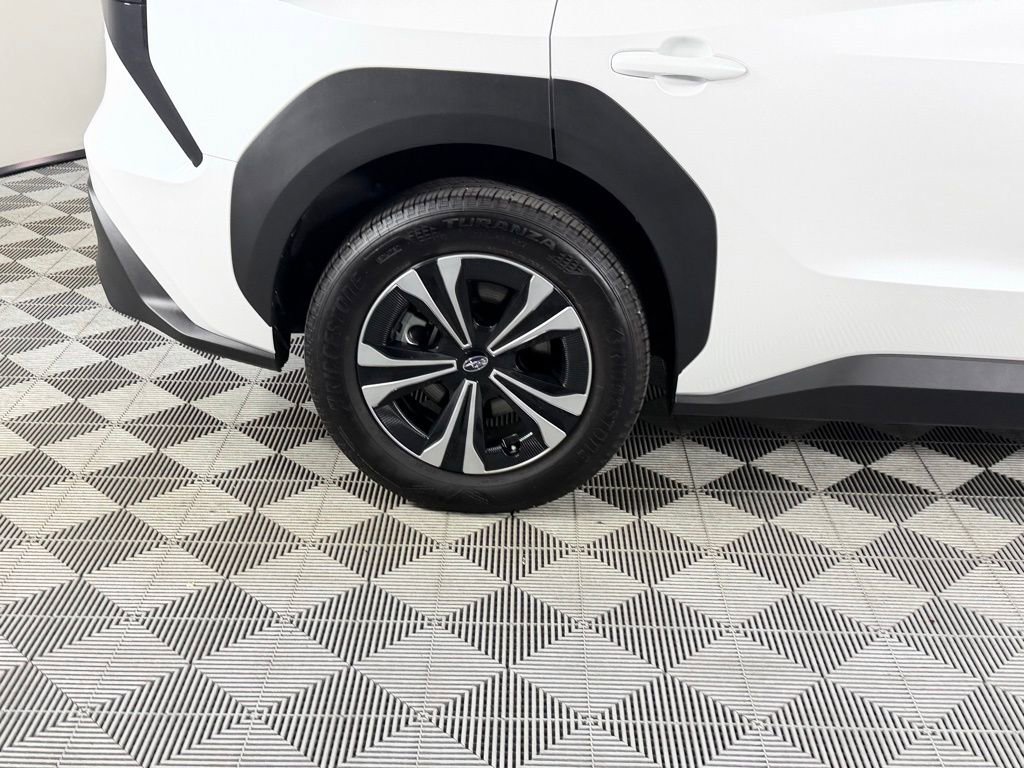 Used 2025 Subaru Solterra Premium image 12