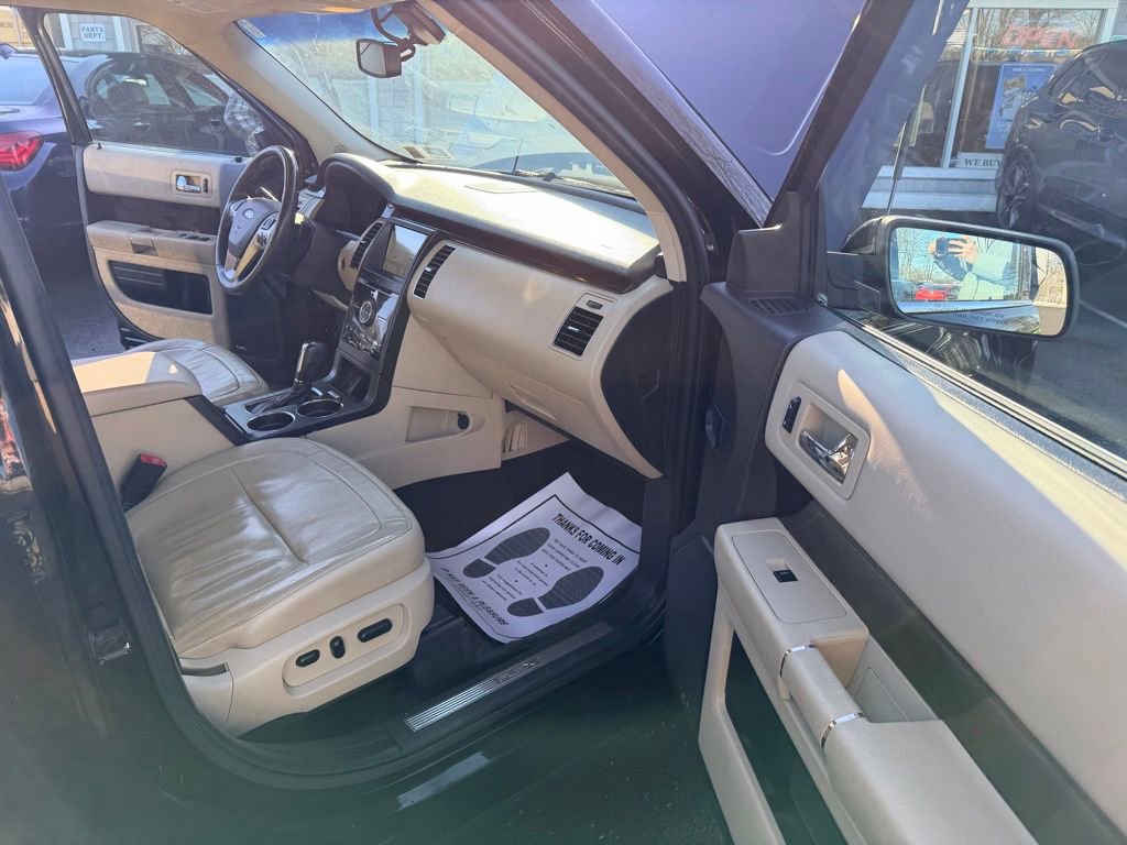 Used 2017 Ford Flex Limited w/ Equipment Group 303A image 24
