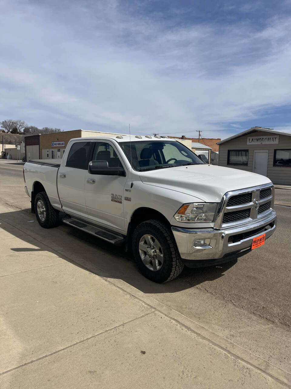 Used 2014 RAM 2500 SLT image 4