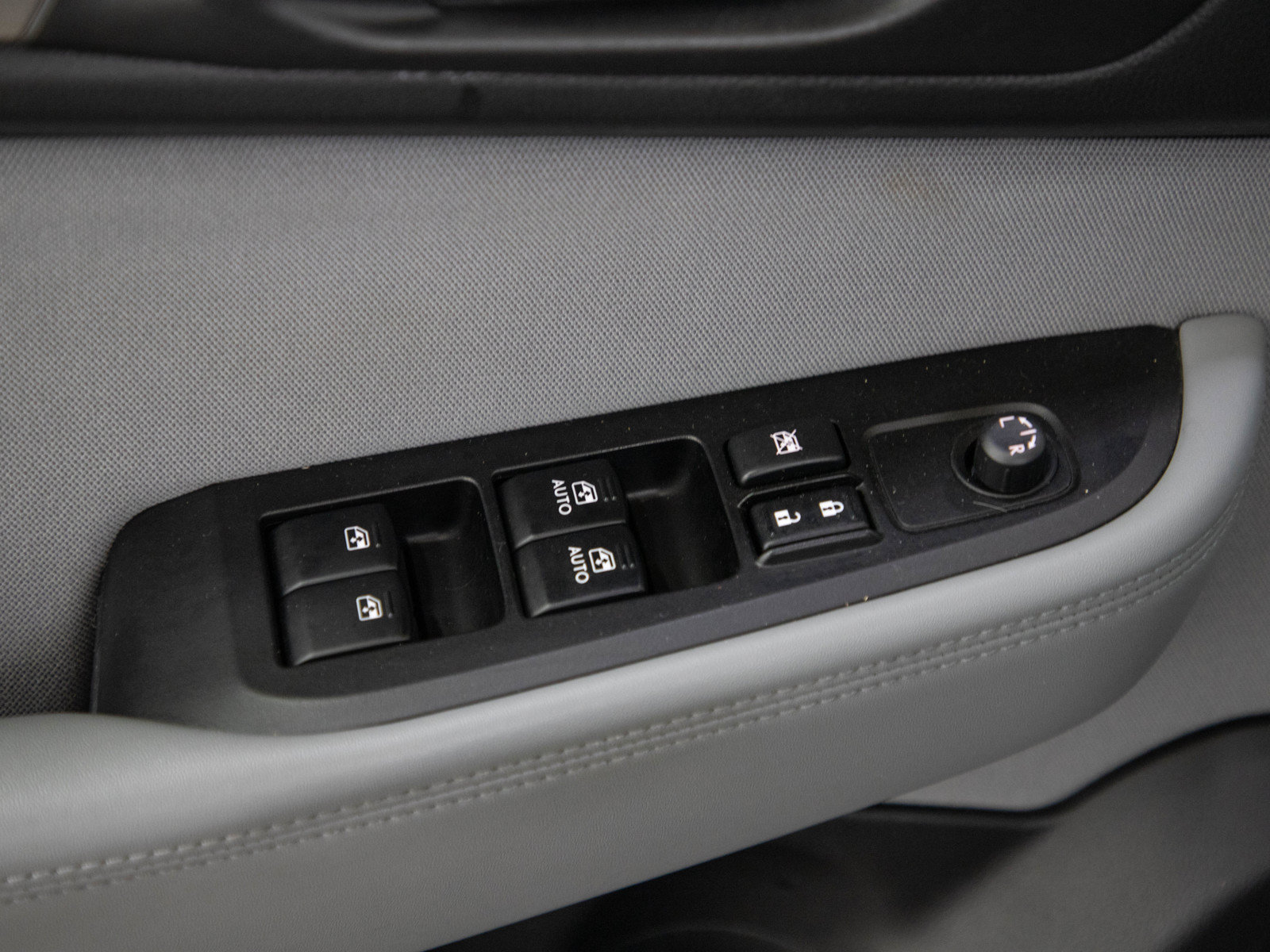 Used 2018 Subaru Legacy 2.5i Premium AWD/4WD image 19