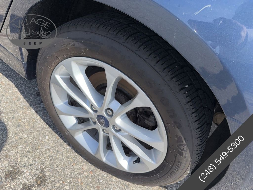 Used 2019 Ford Fusion SE image 11