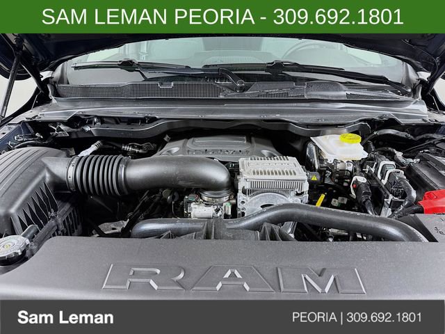 New 2026 RAM 1500 4x4 Crew Cab image 29