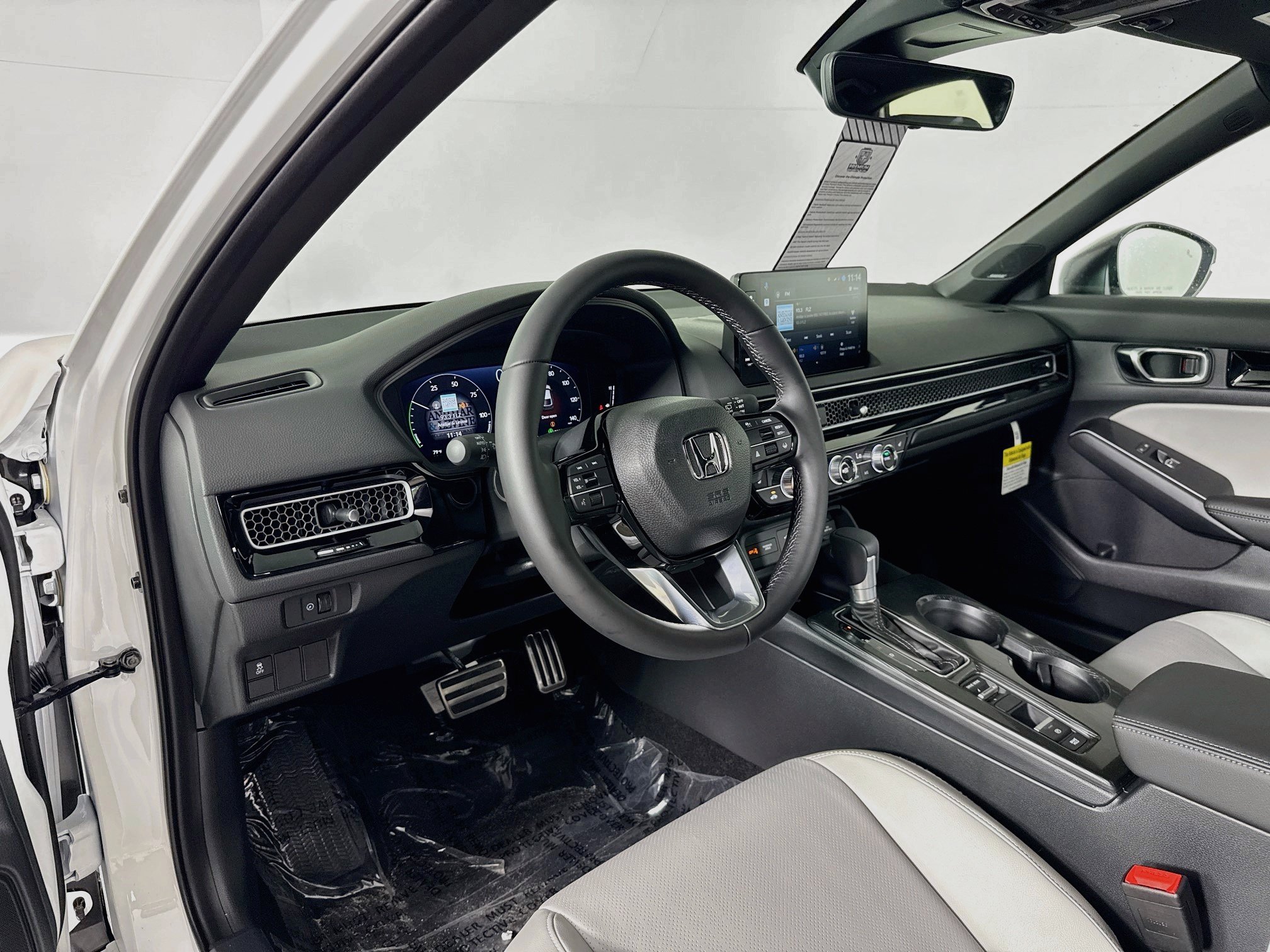 Used 2025 Honda Civic Sport Touring image 8