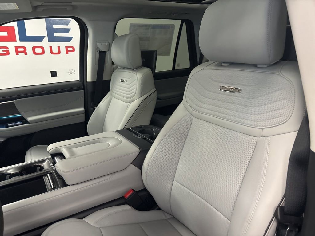 New 2026 Ford Expedition Platinum AWD/4WD image 27