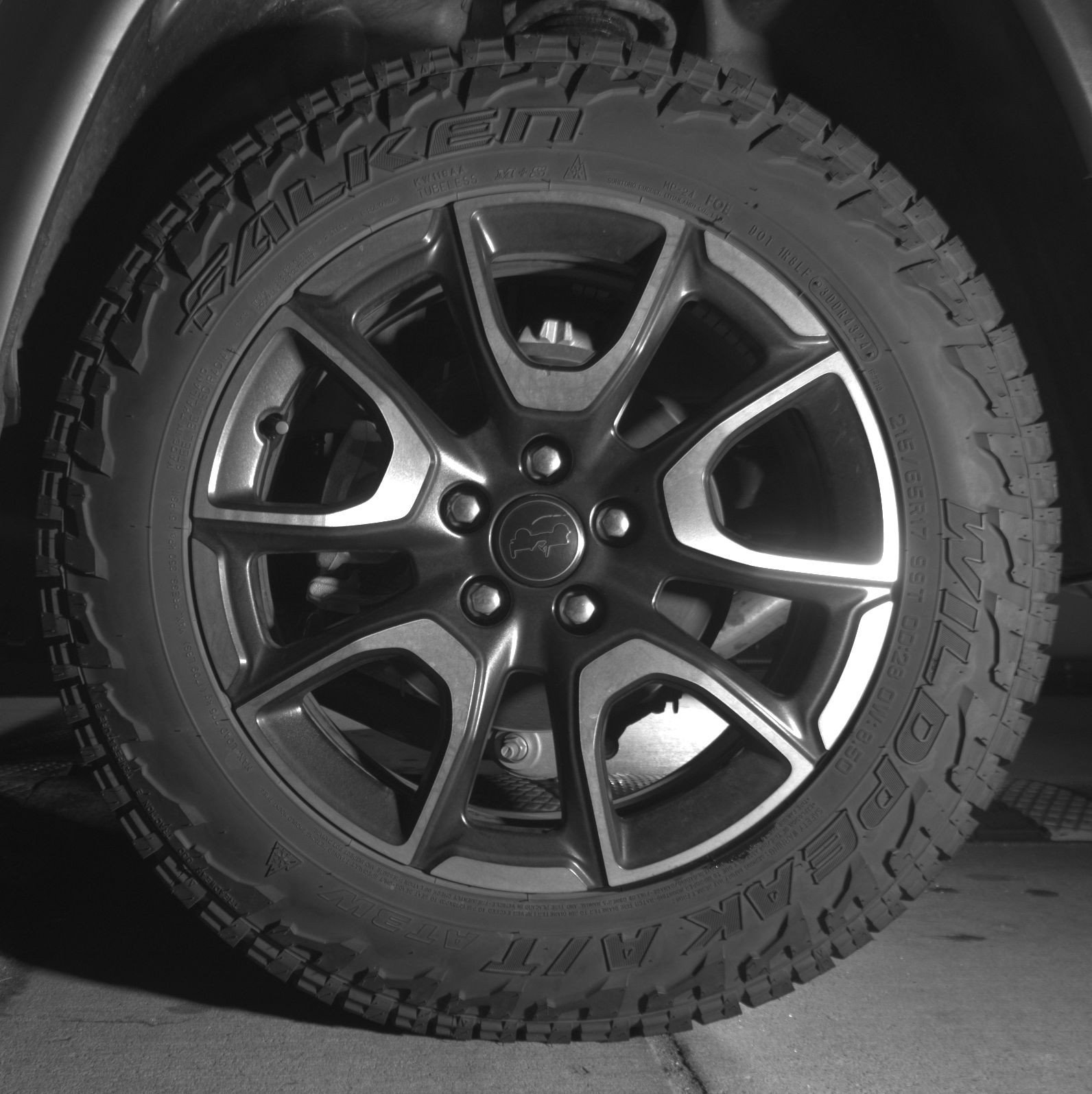 Used 2025 Jeep Compass Trailhawk image 14