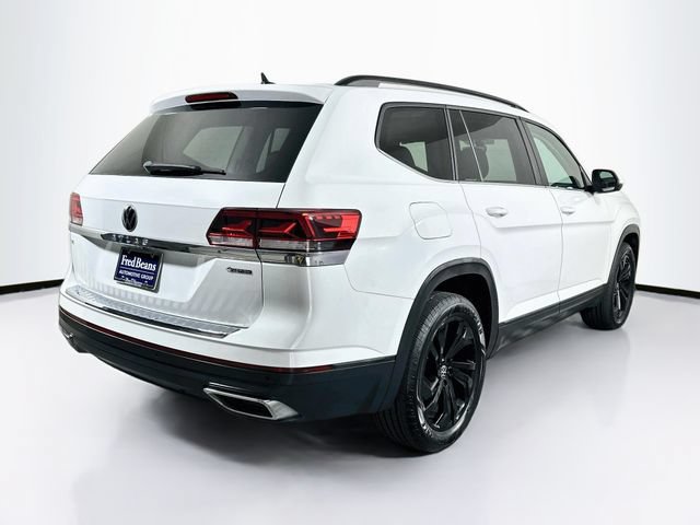 Certified 2023 Volkswagen Atlas SE w/ Black Wheel Package AWD/4WD image 8