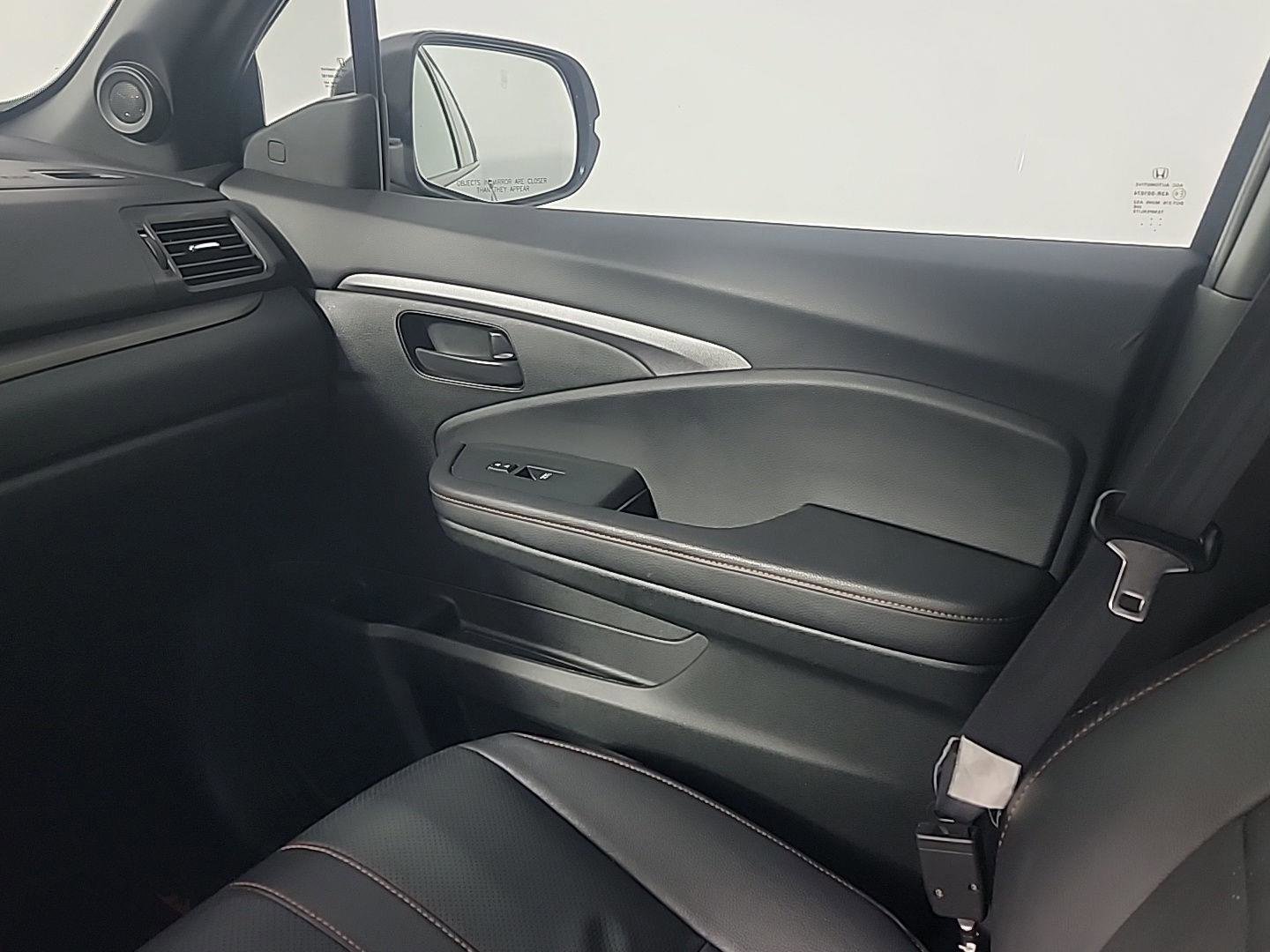 Certified 2023 Honda Passport TrailSport image 21