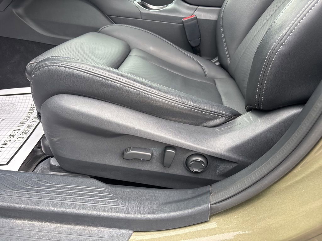 Certified 2025 Subaru Outback Limited XT image 17