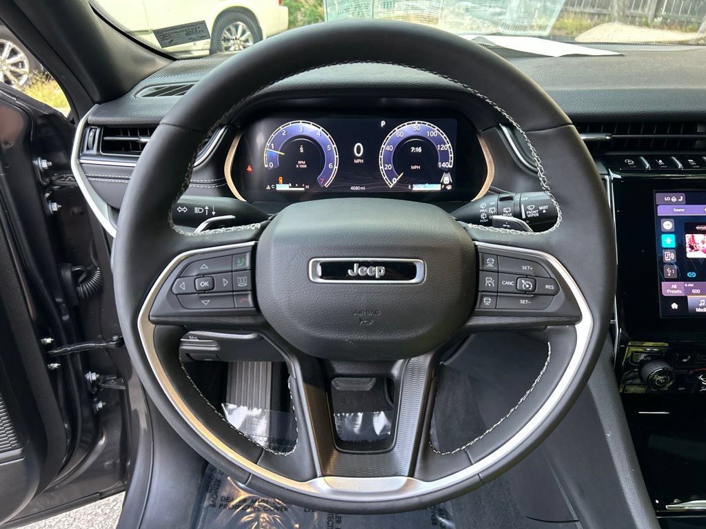 New 2025 Jeep Grand Cherokee L Laredo AWD/4WD image 16