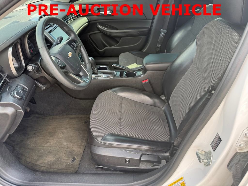 Used 2016 Chevrolet Malibu LT FWD image 10