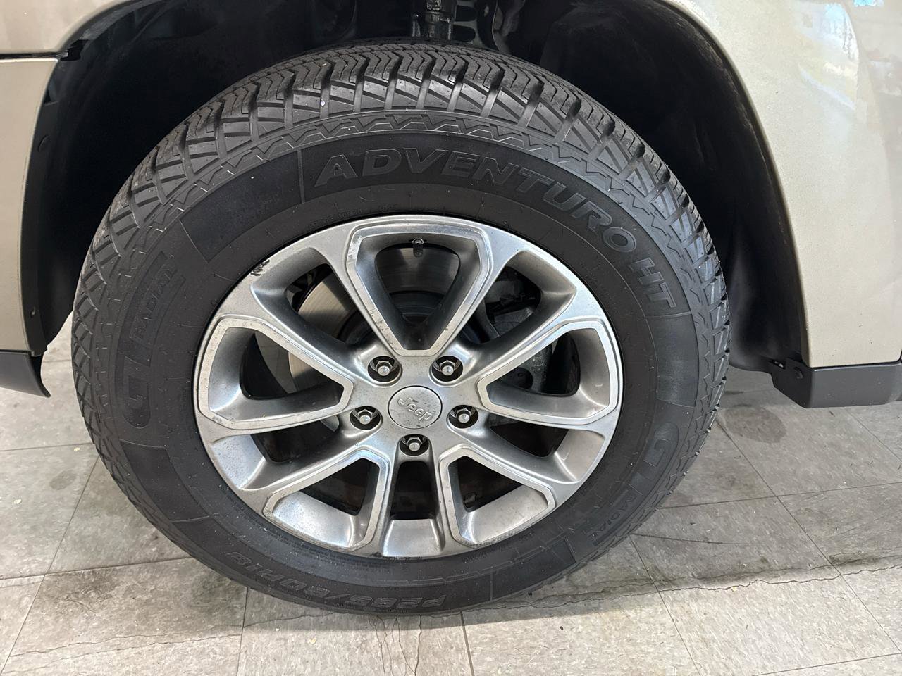 Used 2005 Jeep Grand Cherokee Limited AWD/4WD image 69