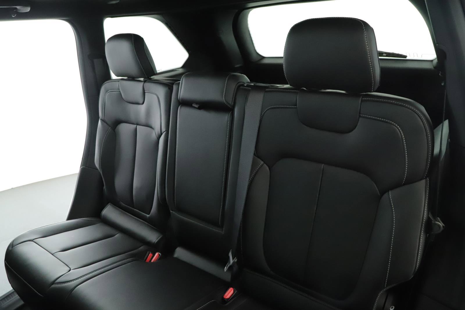 New 2026 Jeep Grand Cherokee Limited w/ Limited Altitude Package image 5