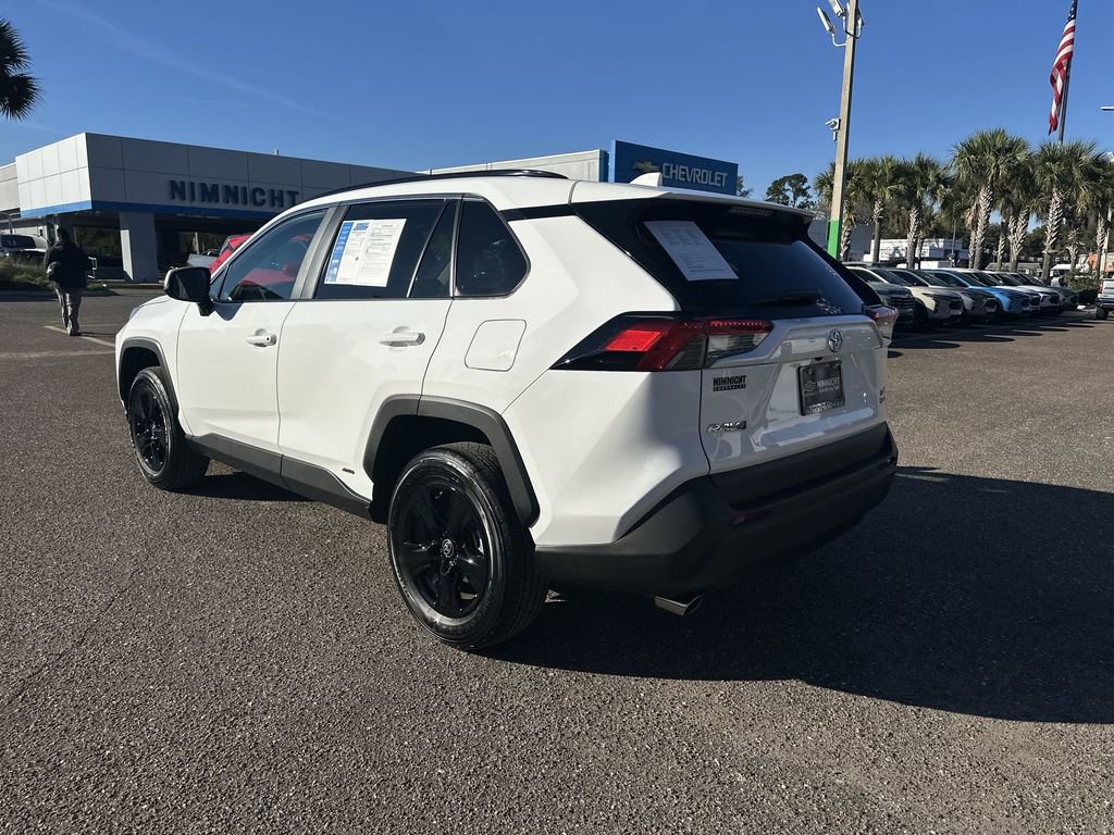 Used 2025 Toyota RAV4 XLE image 14