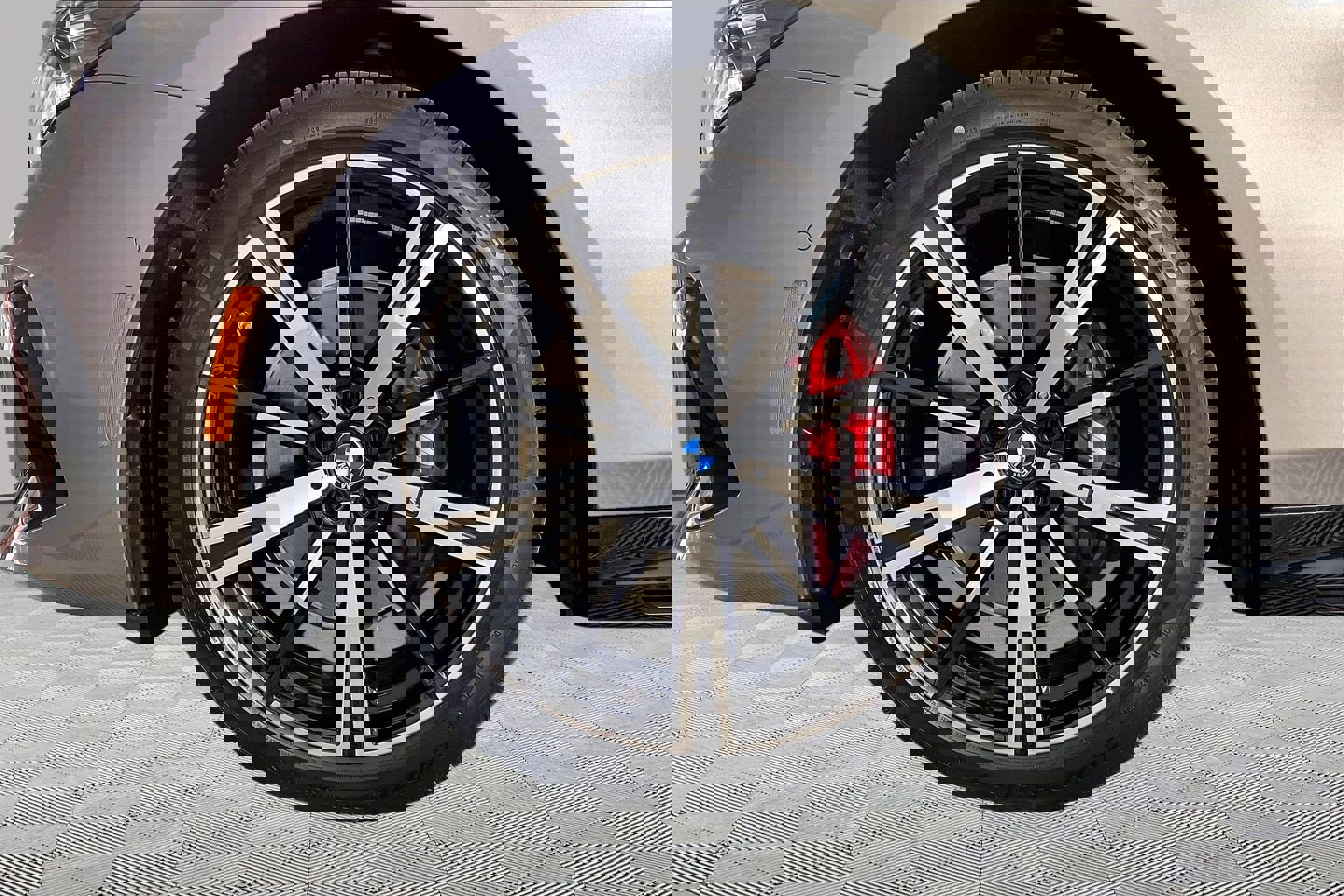 New 2026 BMW 530i xDrive w/ M Sport Package image 16