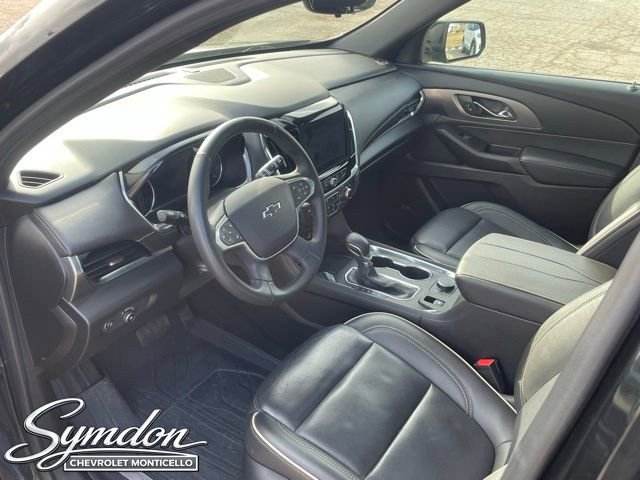 Used 2023 Chevrolet Traverse Premier w/ Redline Edition AWD/4WD image 16