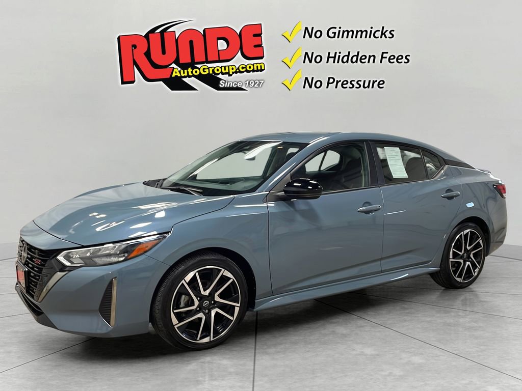 Used 2024 Nissan Sentra SR FWD image 1