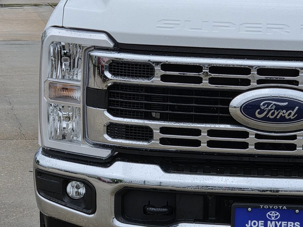Used 2025 Ford F250 XLT AWD/4WD image 5