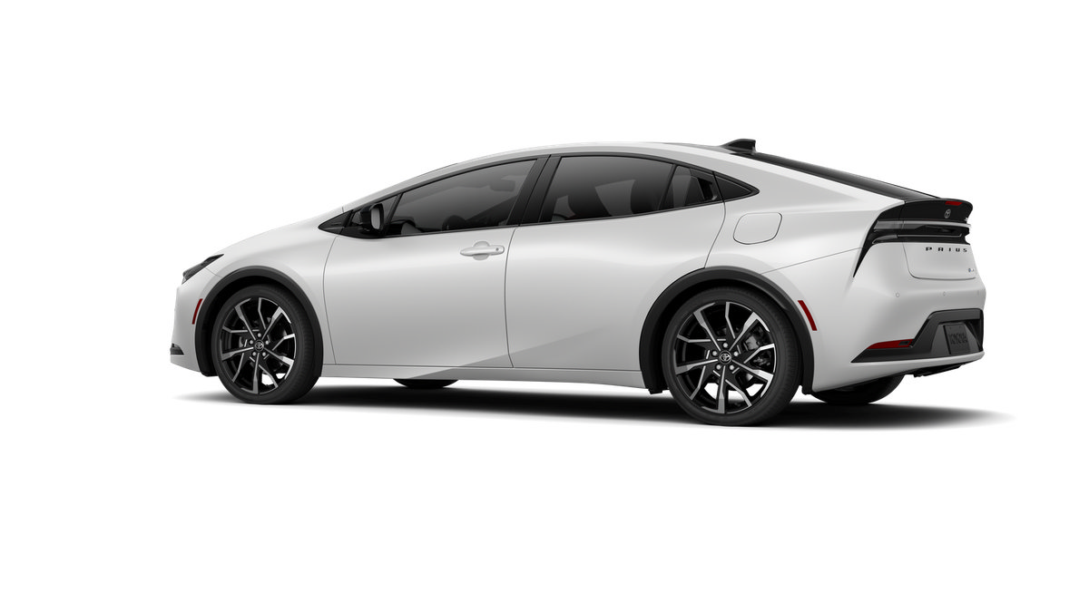 New 2026 Toyota Prius Plug-In Hybrid FWD image 5