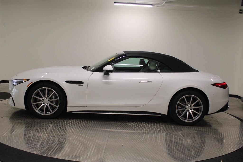 Certified 2024 Mercedes-Benz SL 43 AMG image 2