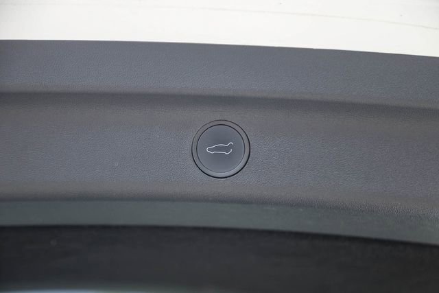 Used 2023 Tesla Model Y Long Range image 25