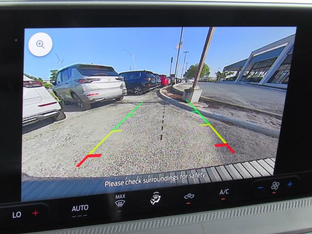 Used 2025 Ford Maverick XL image 23