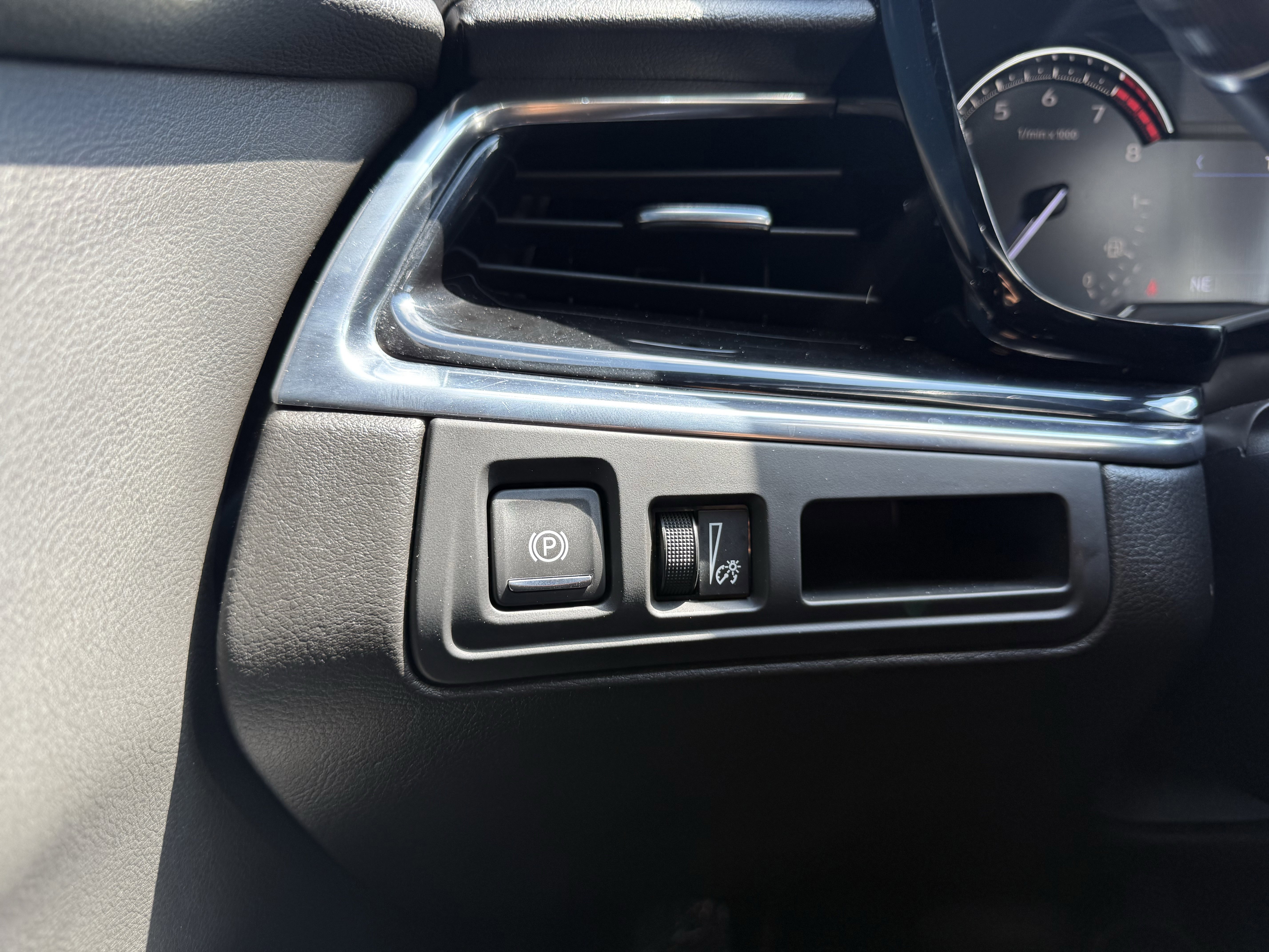 Used 2020 Cadillac XT6 Premium Luxury image 87