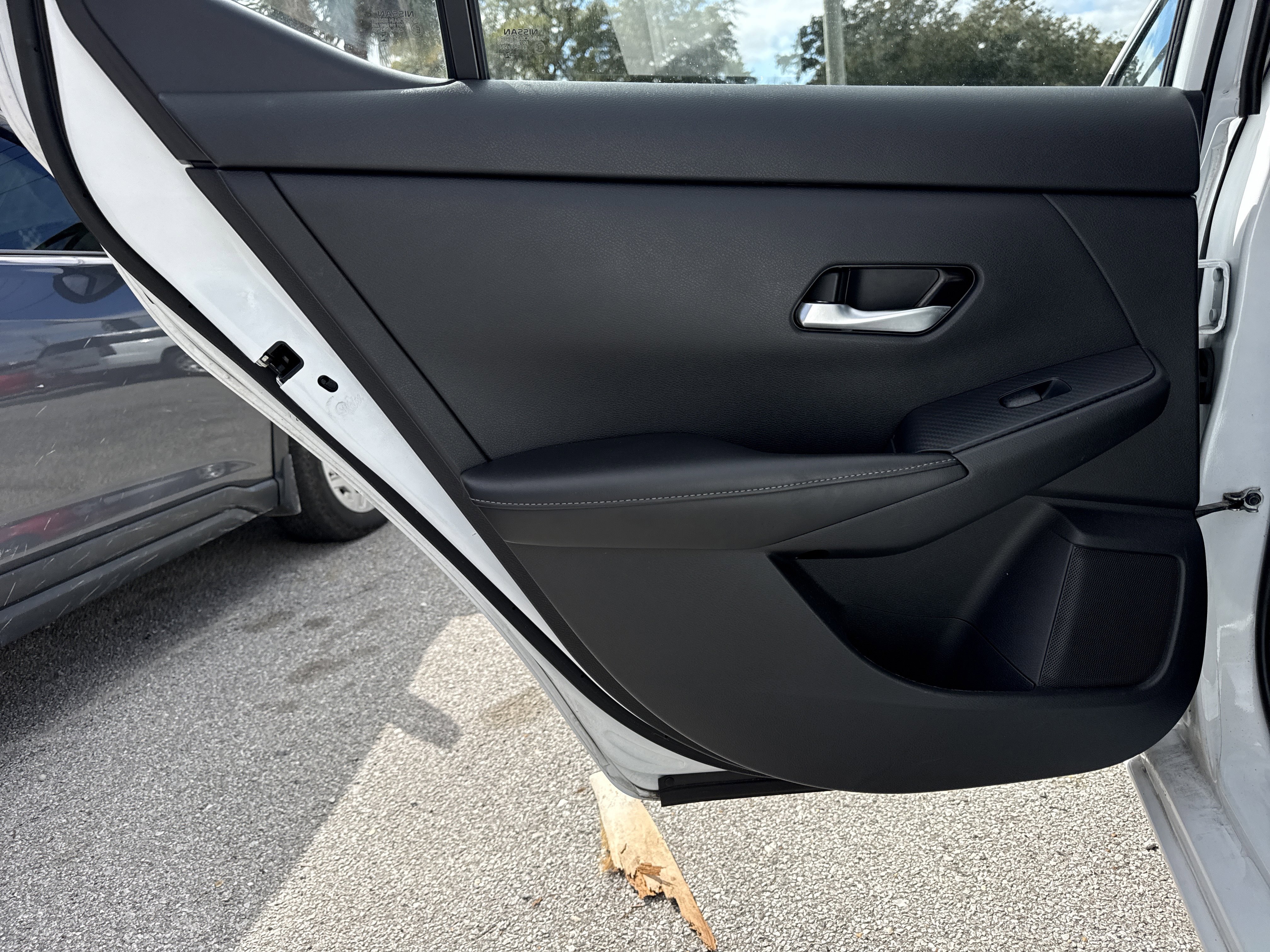 Used 2023 Nissan Sentra SV FWD image 25