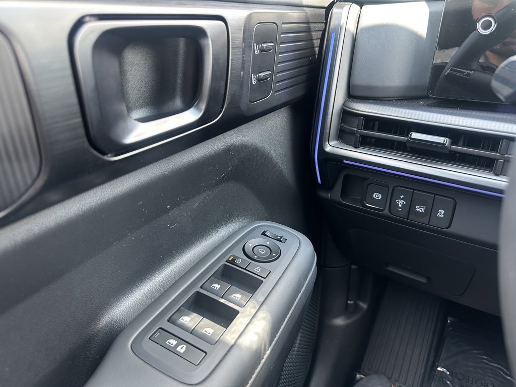 Used 2024 Hyundai Santa Fe Calligraphy image 18