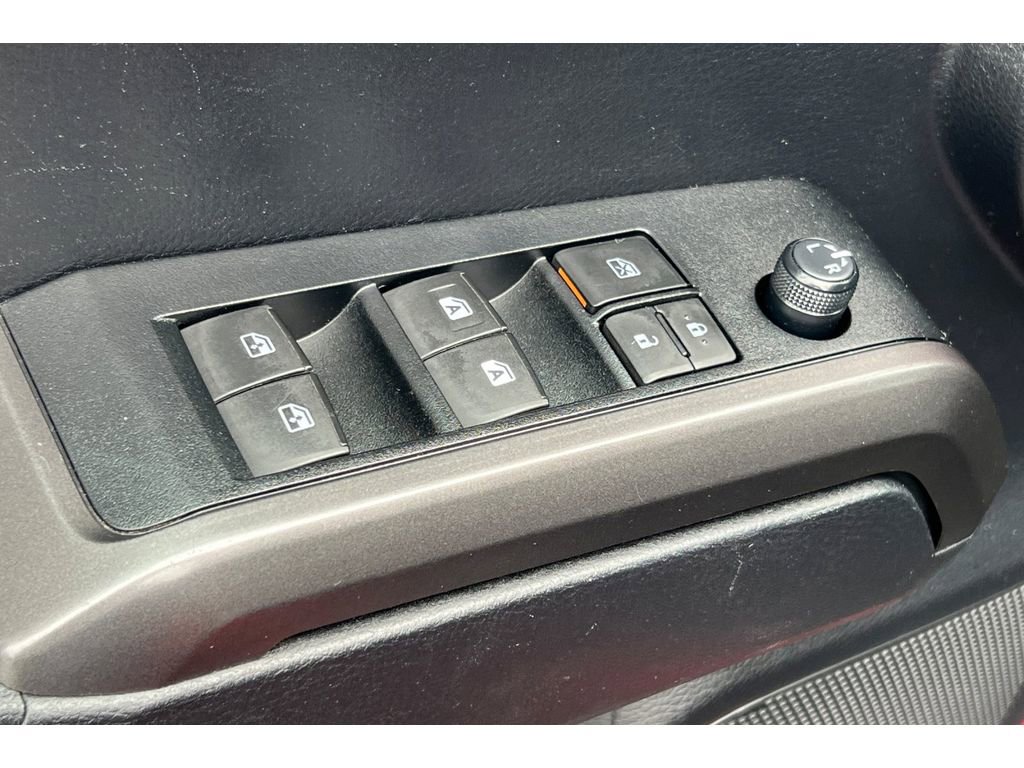 Used 2019 Toyota Tacoma TRD Sport w/ Technology Package AWD/4WD image 12