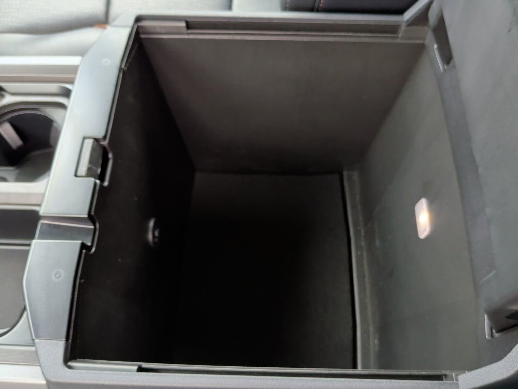 Used 2026 Ford F450 Lariat w/ FX4 Off-Road Package image 38