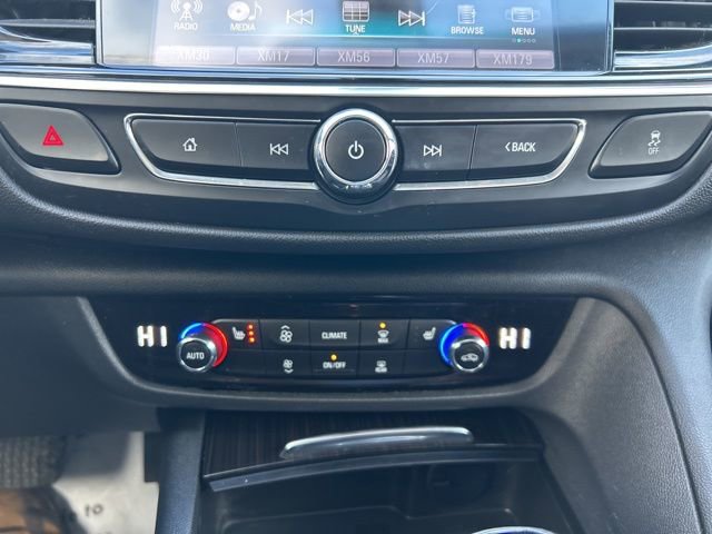 Used 2018 Buick Regal Essence w/ Driver Confidence Package #1 image 16