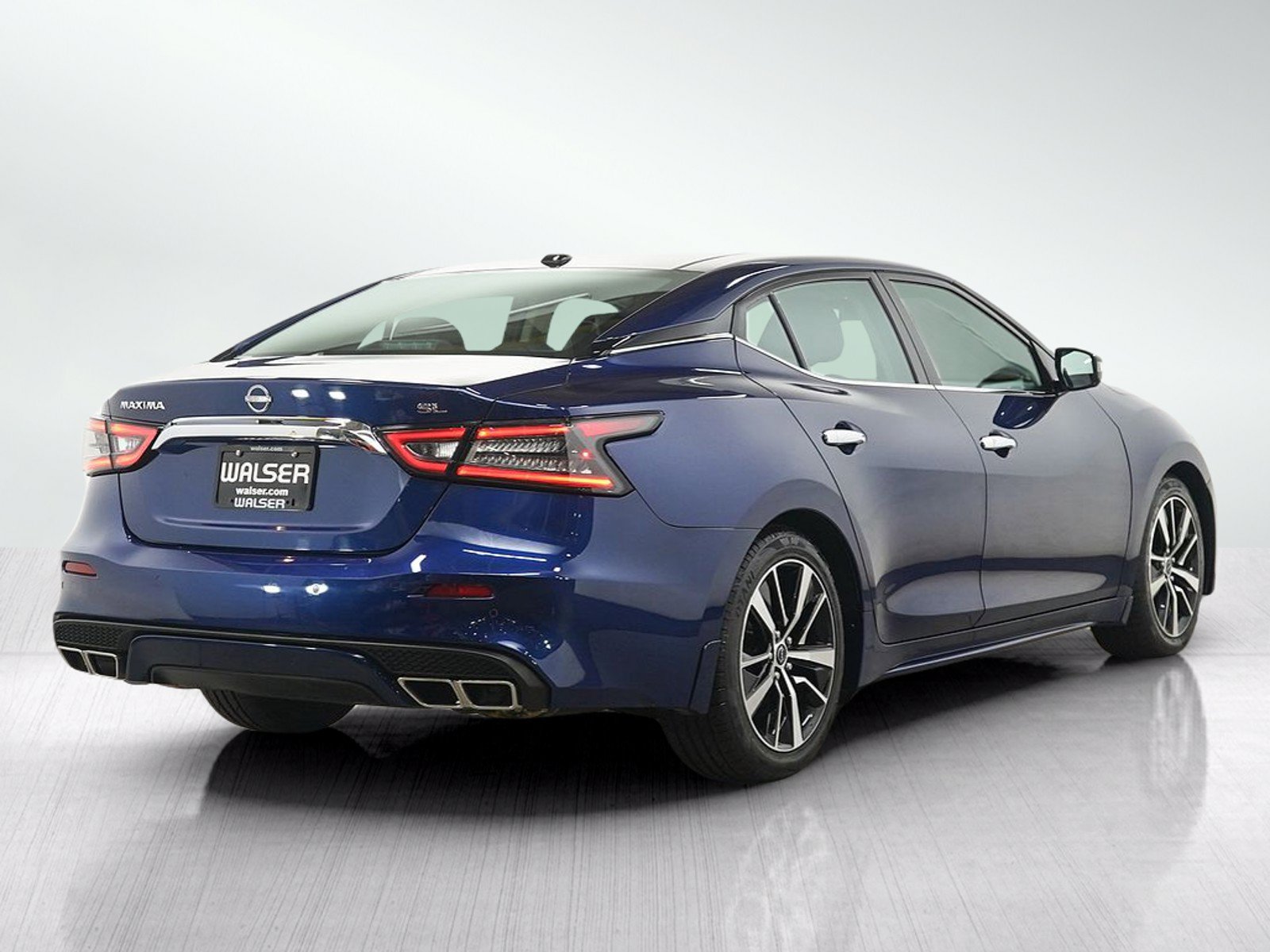 Used 2023 Nissan Maxima SL FWD image 5