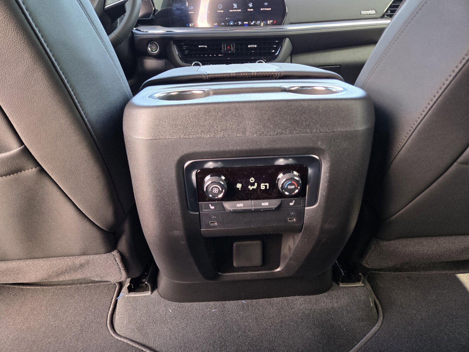 New 2026 Chevrolet Suburban High Country w/ Sun And Tow Package image 12