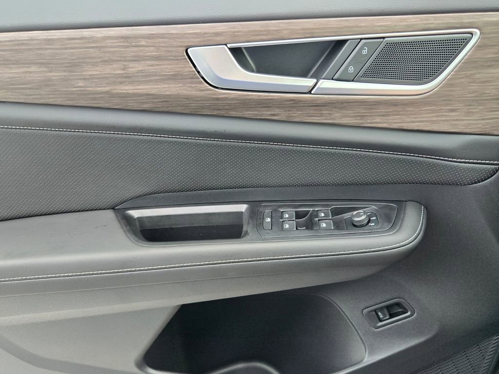 New 2026 Volkswagen Atlas SEL AWD/4WD image 14