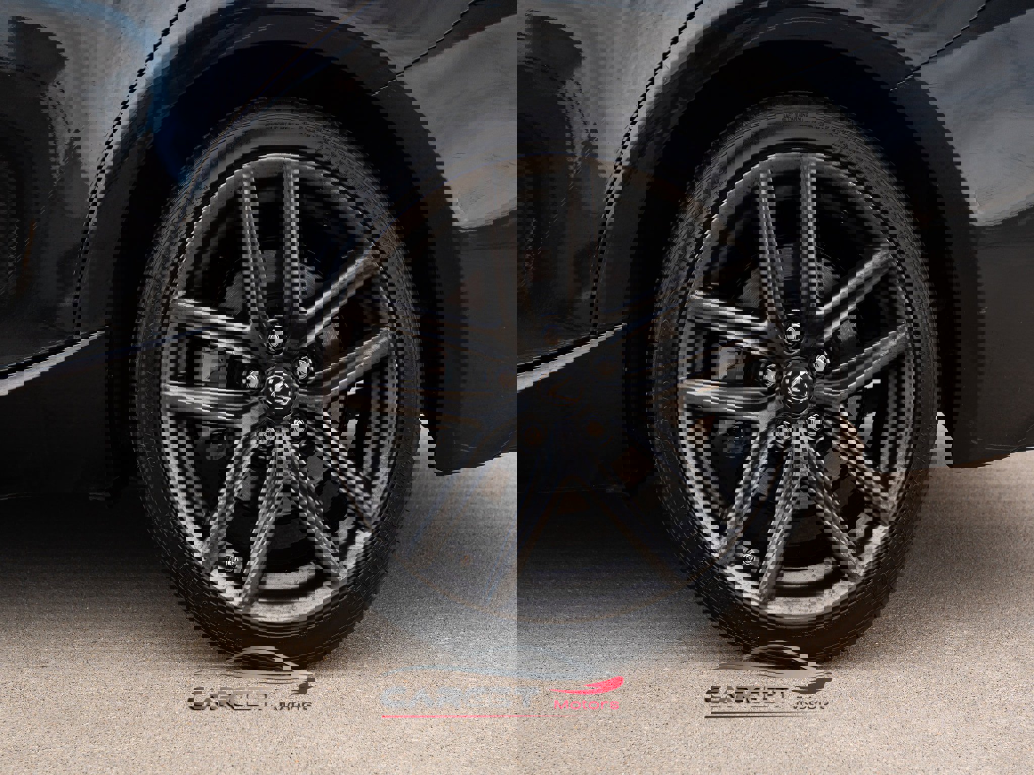 Used 2018 Lexus IS 300 F Sport w/ F Sport Package image 9