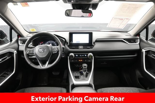 Certified 2024 Toyota RAV4 XLE w/ Convenience Package AWD/4WD image 18