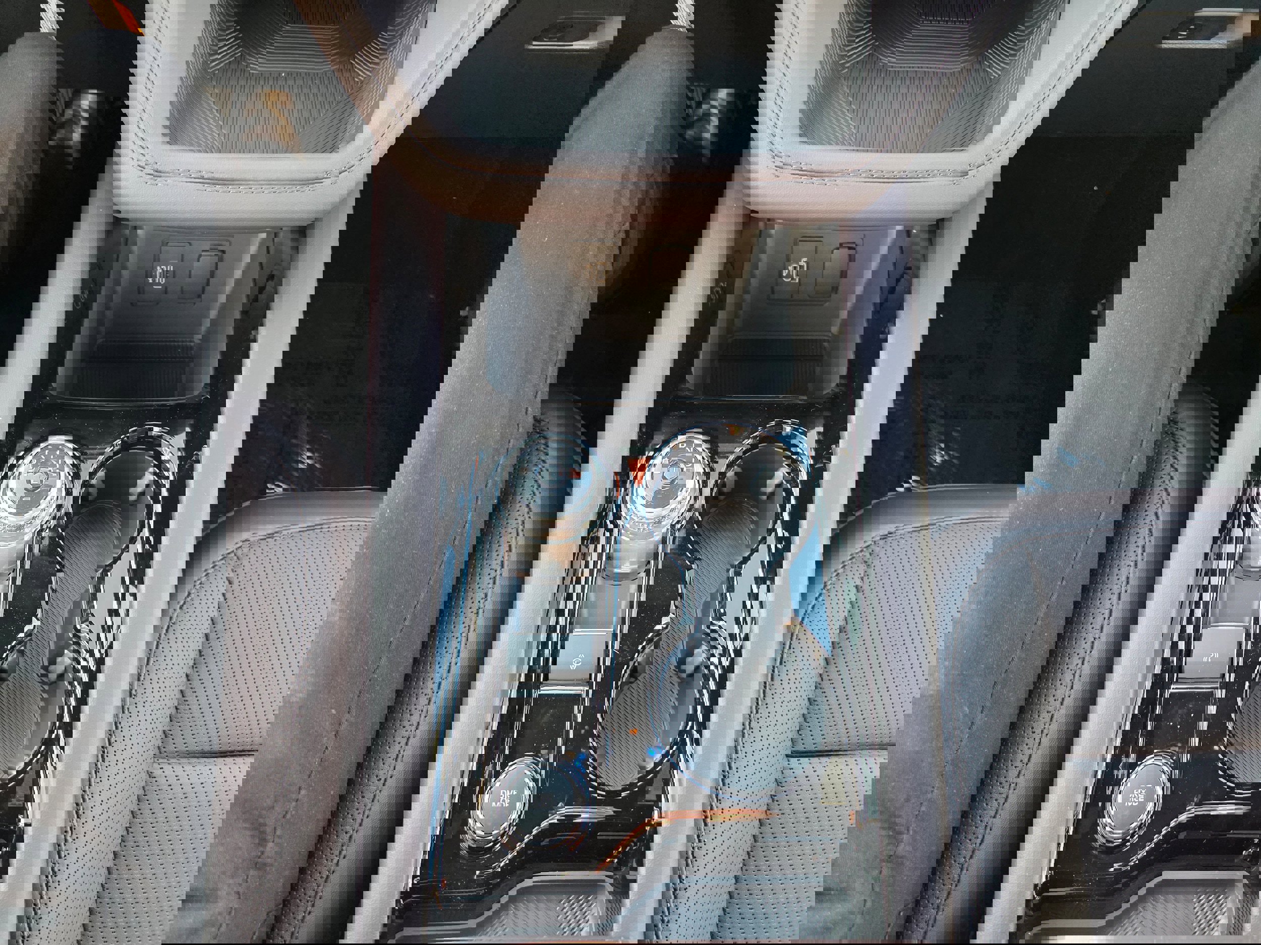 New 2026 Ford Explorer Platinum w/ LUX Leather Package image 14