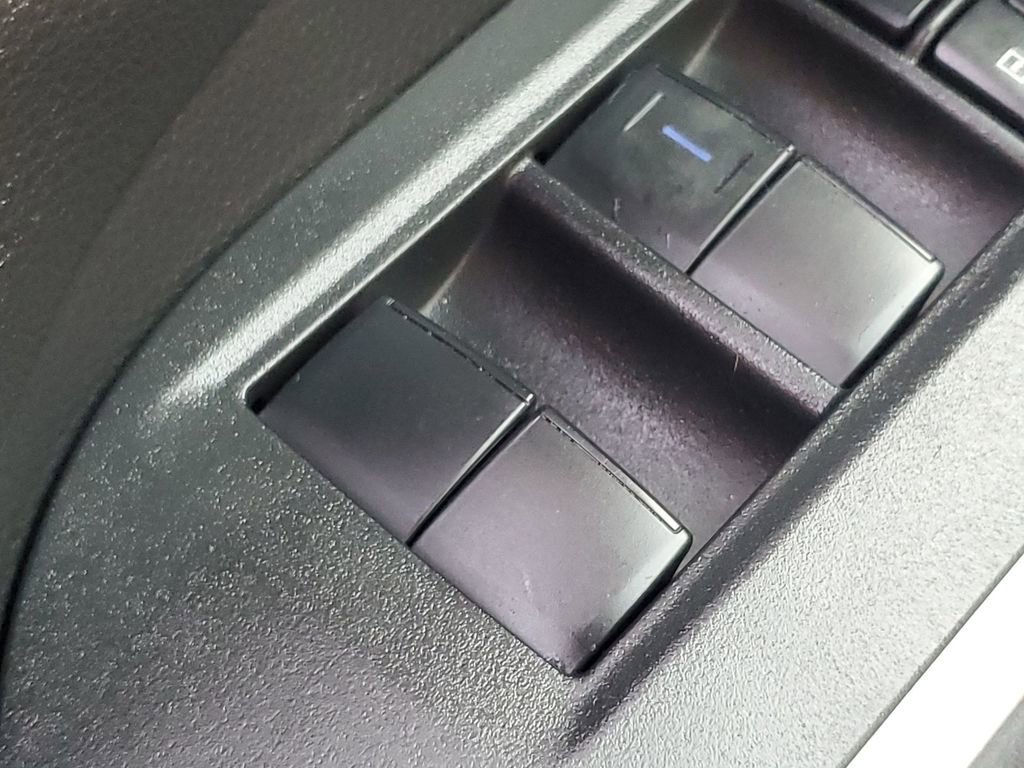 Used 2019 Toyota RAV4 XLE image 34