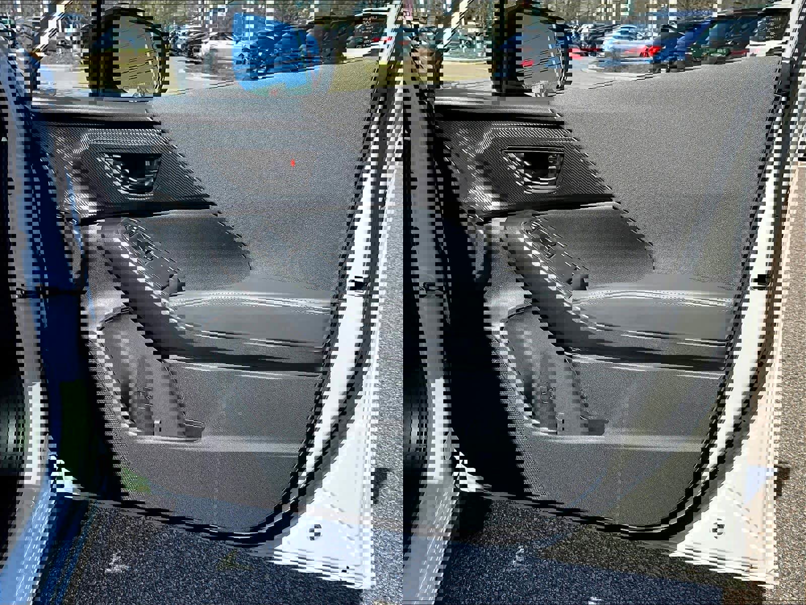 Used 2025 Subaru Crosstrek 2.0i Premium image 12