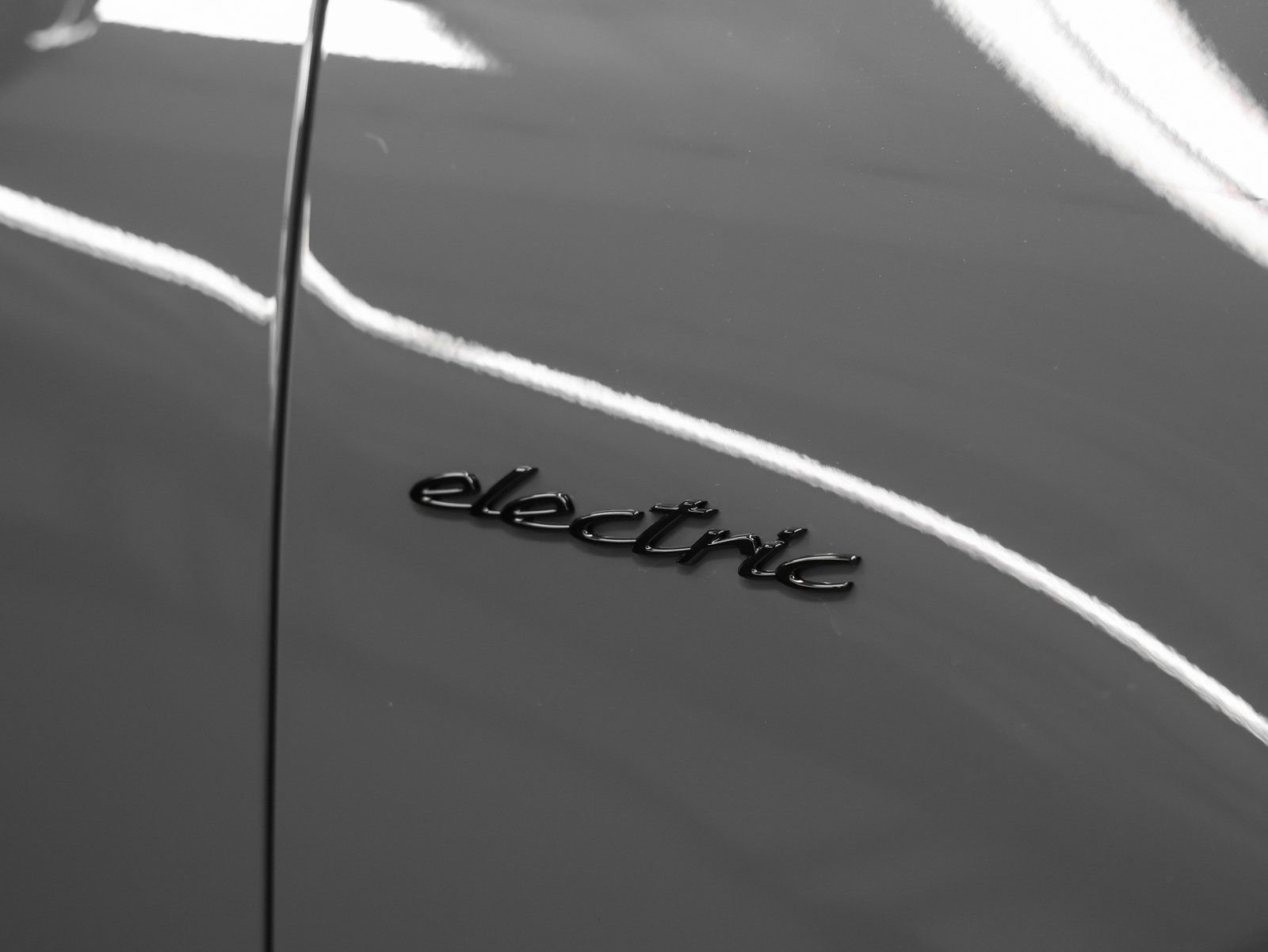 New 2025 Porsche Macan 4S Electric image 15